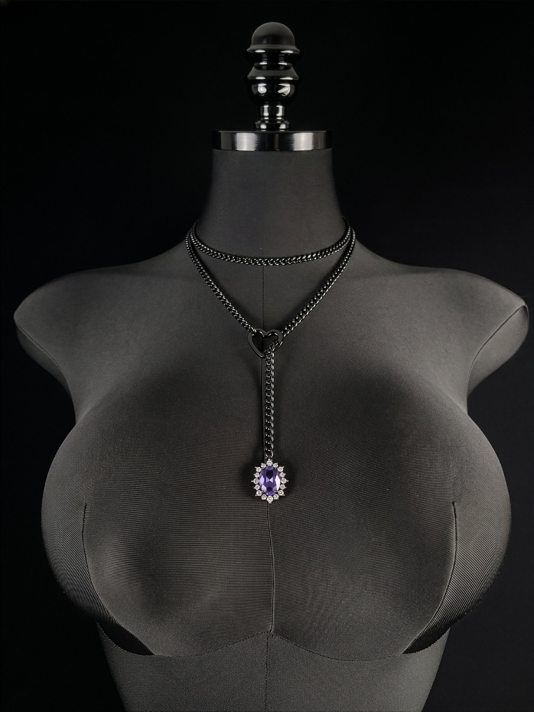 LoveChains™ - Gemstone Charm Loop Choker