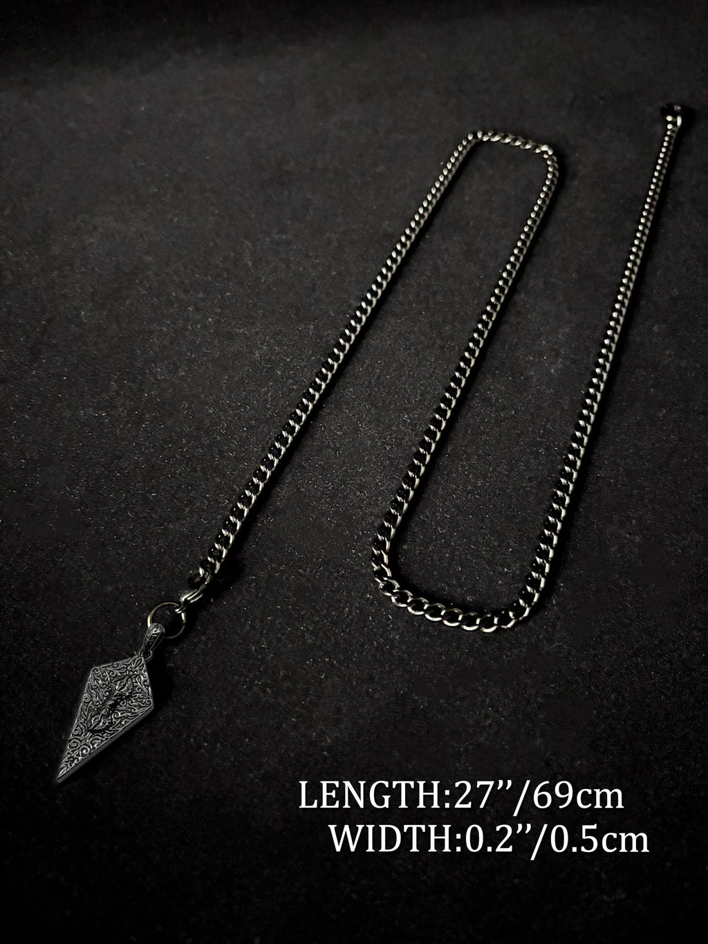 LoveChains™ - Knight’s Shield Slip Chain Choker